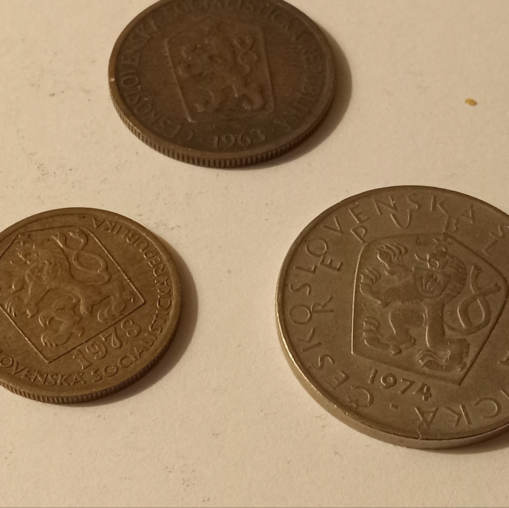 Czechoslovakia Coin Set - Picture 6 of 7